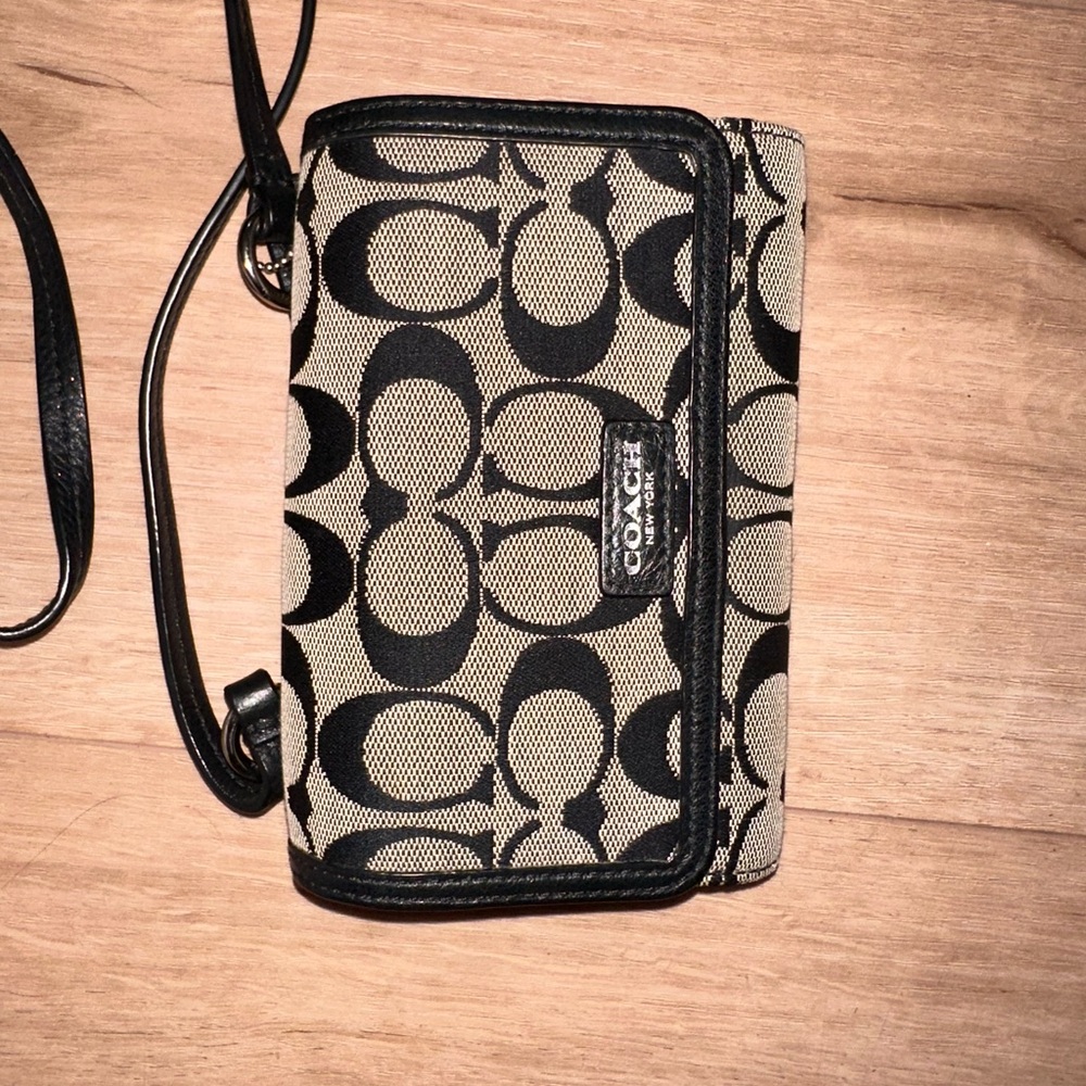 Coach Signature Black and gray Crossbody Bag / wallet purse / cross body